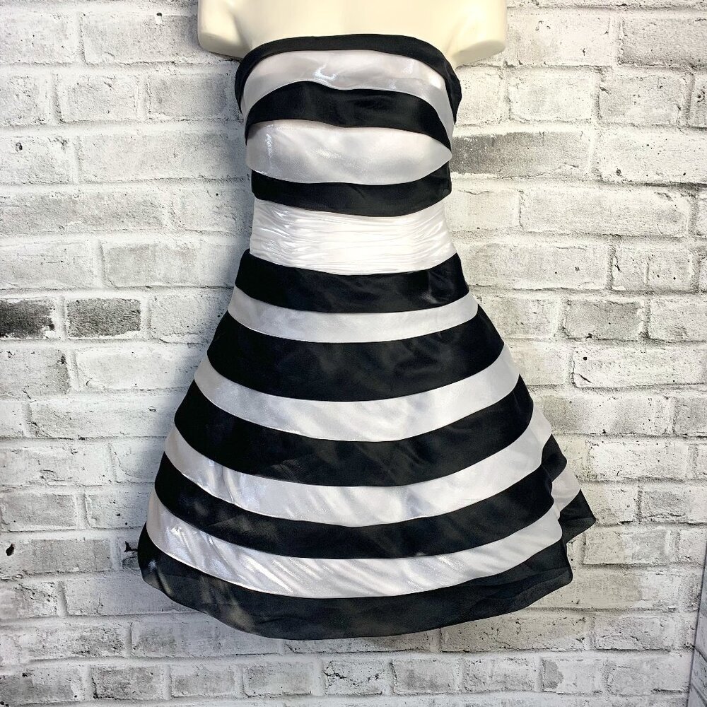Impressions Black and White Strapless A-Line Cocktail Dress
